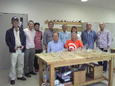 大人の模型飛行機教室を実施