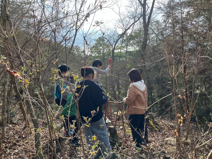 里山散策の様子